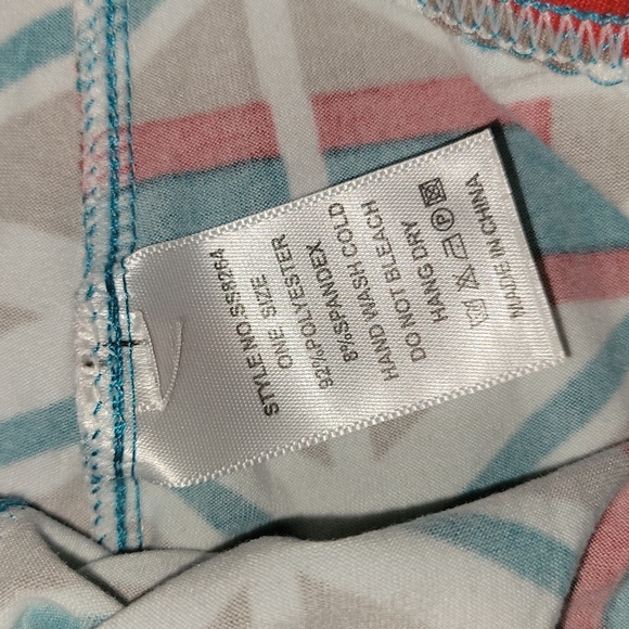 Soft Stretch Graphic Print Leggings - Picture 6 of 10